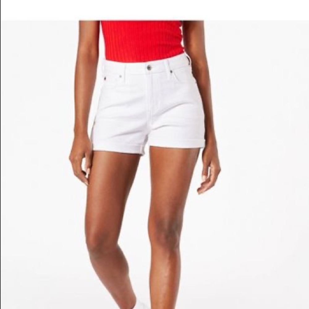 Denizen Levi’s Bright White High Rise Shorts